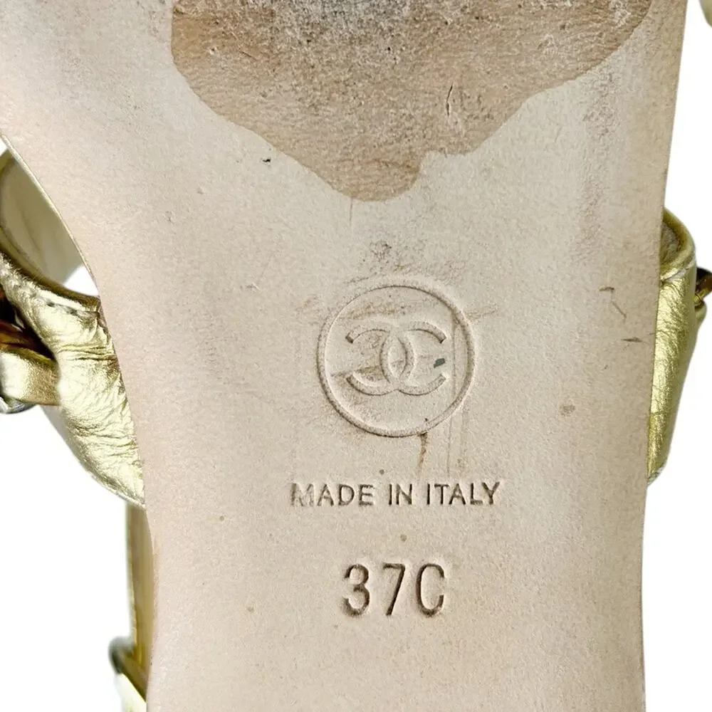 CHANEL Gold Metallic Leather Chain Accent Interlocking CC Flat Sandals